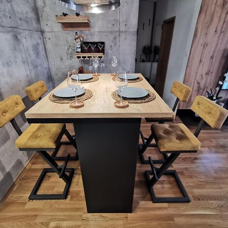 Centar Luxe Apartment Skopje Bagian luar foto