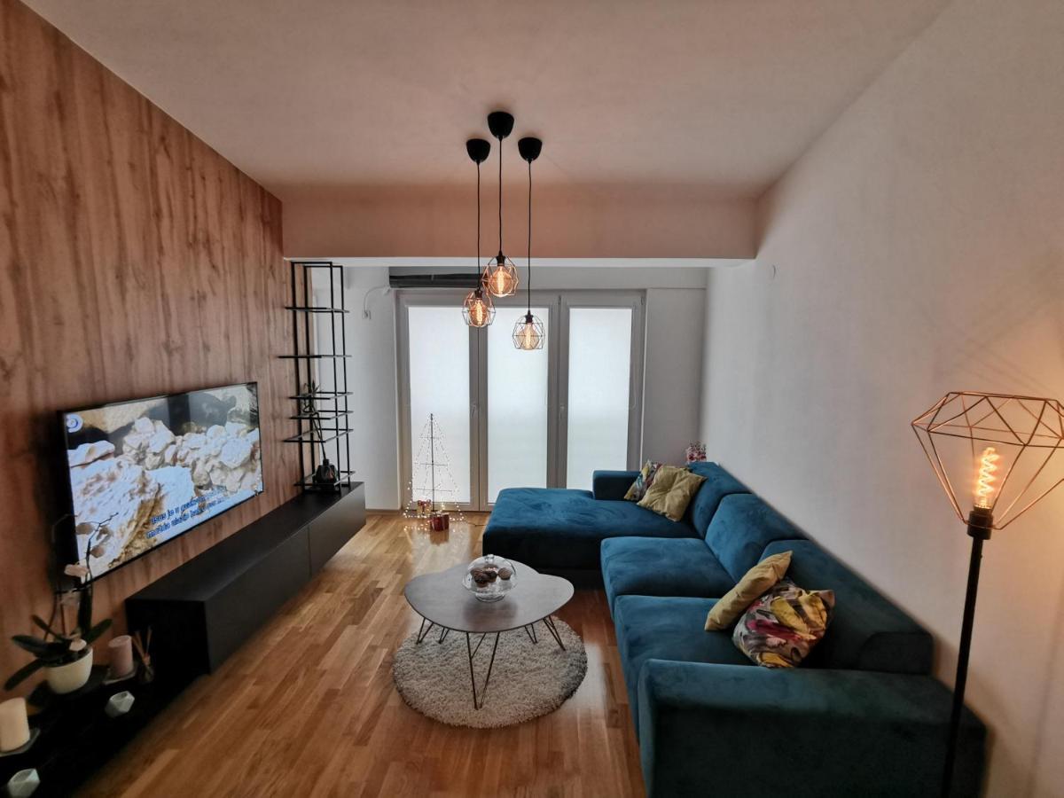 Centar Luxe Apartment Skopje Bagian luar foto